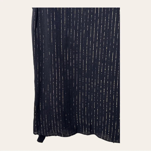 NWT TOMMY HILFIGER SIZE SMALL DRESSY TOP BLACK AND GOLD STRIPE V NECKLINE - Picture 11 of 11